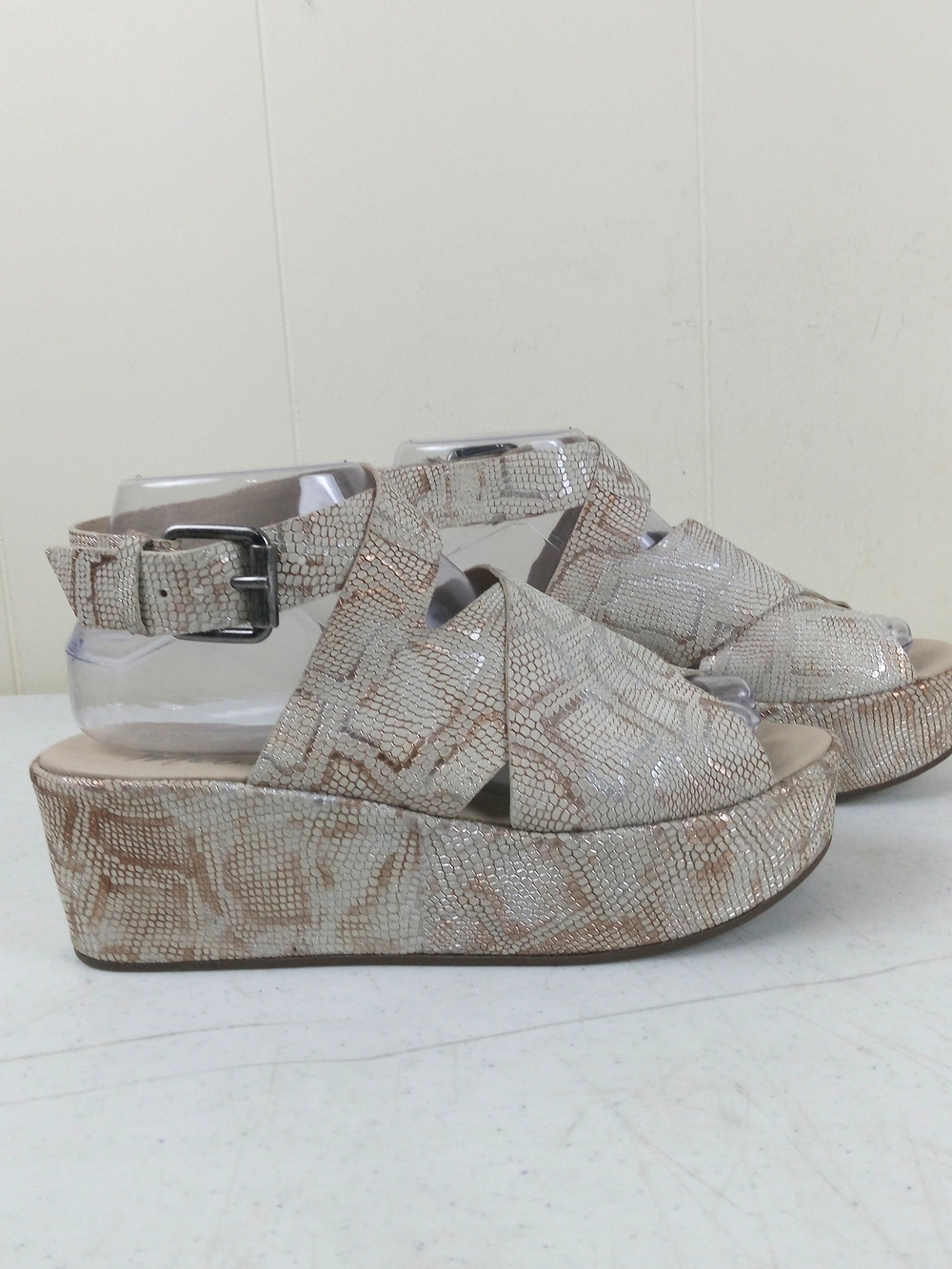 Amuse Society X Matisse Beige Snake-Print Platform Leather Sandals Size 8